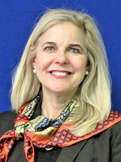 Julia Munley headshot