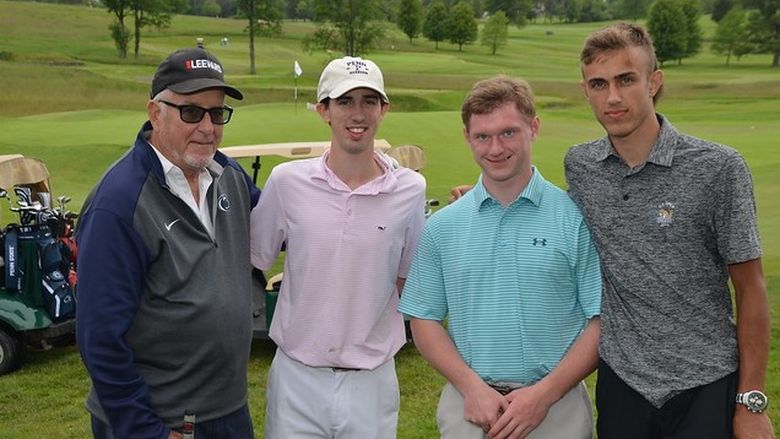The Linde golf team