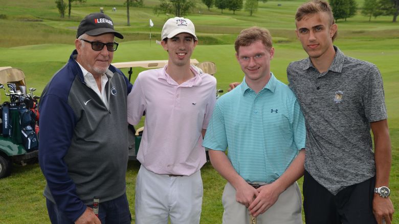 The Linde golf team