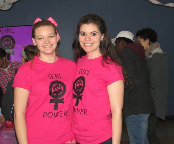 Arnold and Gearhart THON dancers